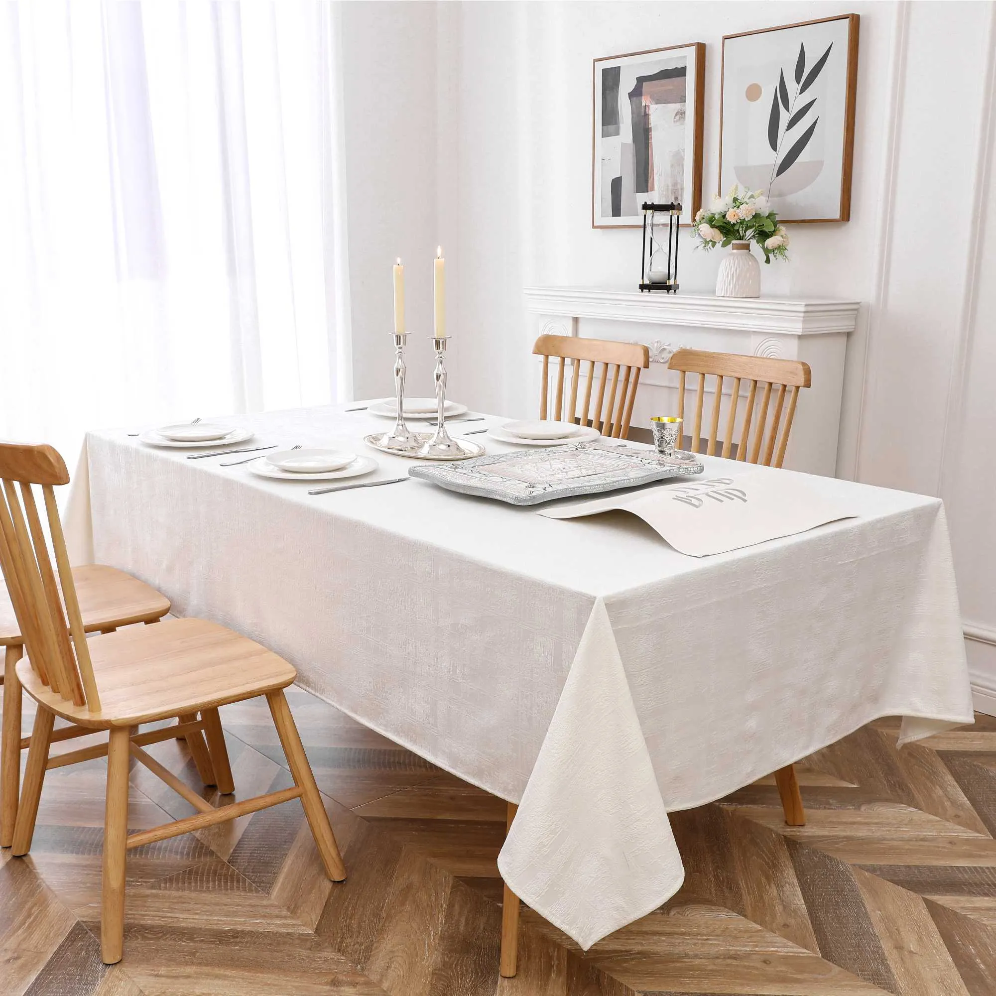 Velvet Embossed White Tablecloth 1412
