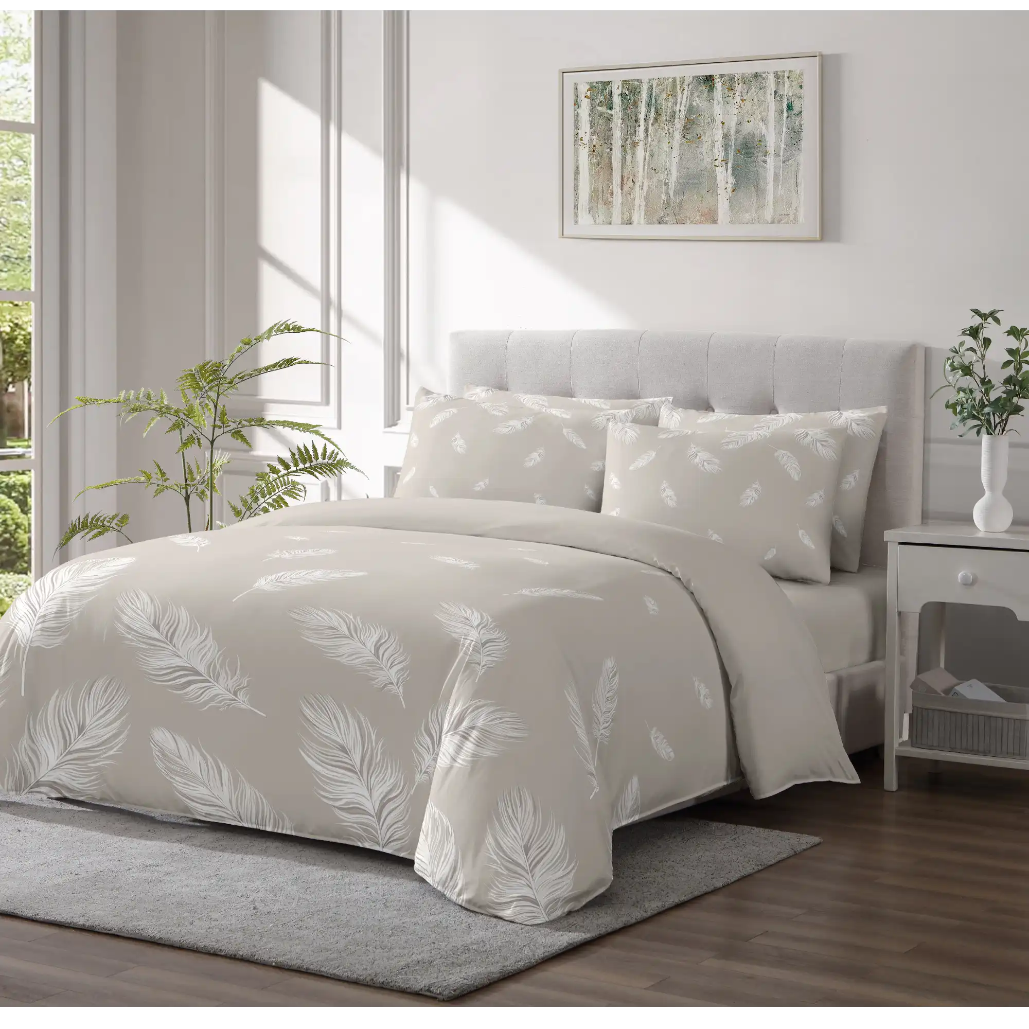 Feathers Taupe