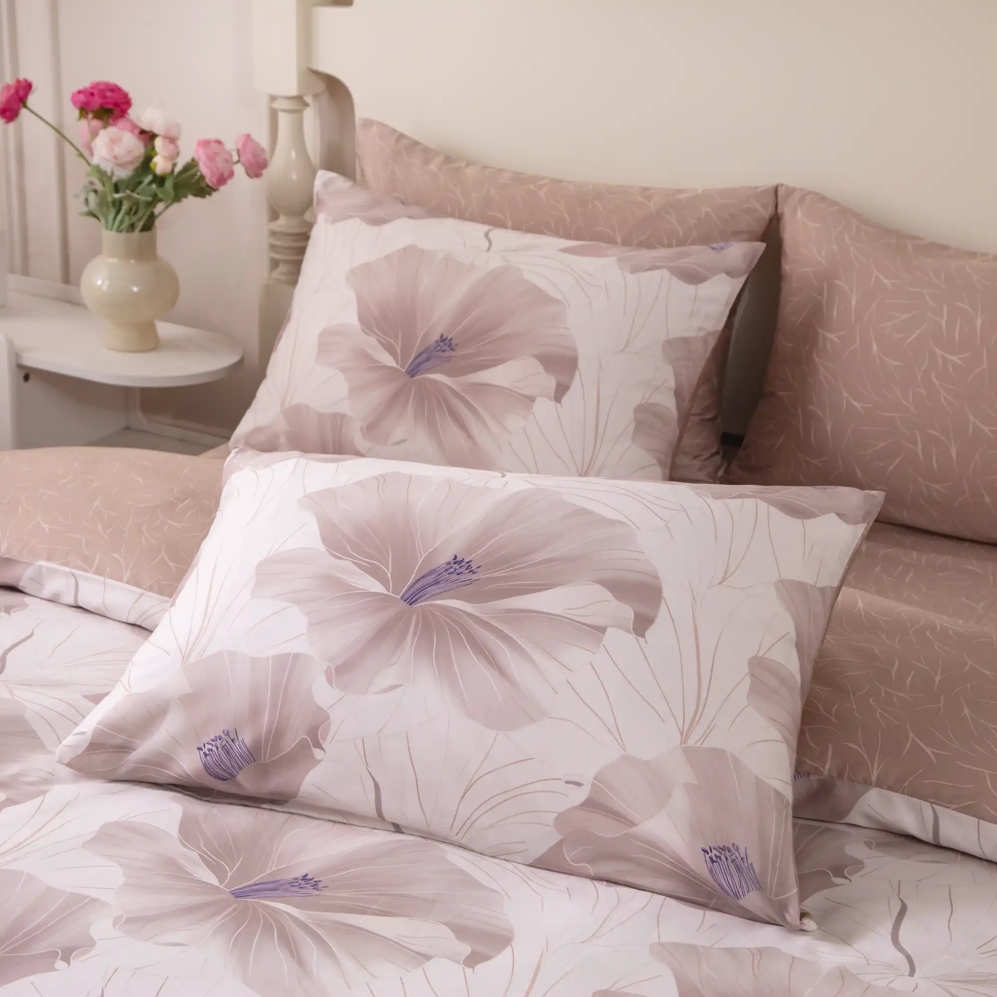 Luna Petals - Image 3
